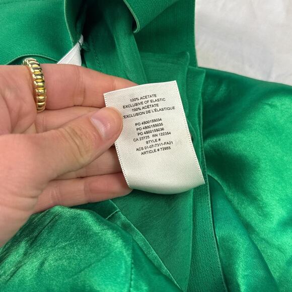 Aritzia babaton green silky green midi skirt size 0 - Picture 8 of 8